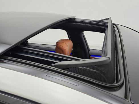Used 2023 Mercedes-Benz S 580 4MATIC Sedan image 19