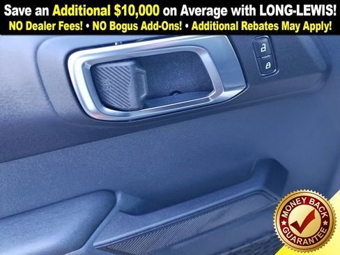 Used 2025 Ford Bronco Outer Banks image 16