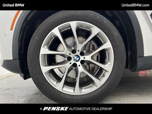 Used 2025 BMW X5 xDrive40i AWD/4WD image 23