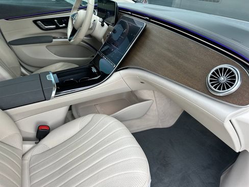 Used 2023 Mercedes-Benz EQS 450+ Sedan image 17