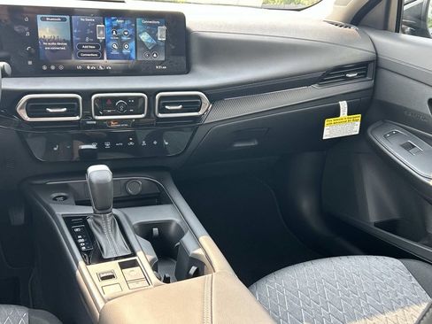 New 2026 Nissan Sentra SV w/ SV Convenience Package FWD image 22