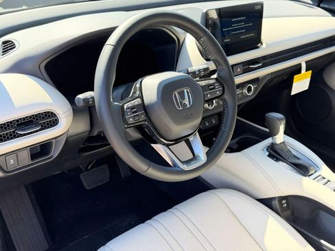 New 2026 Honda HR-V EX-L image 4