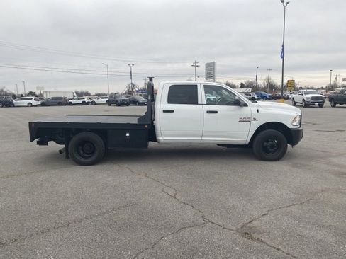 Used 2015 RAM 3500 Tradesman image 7