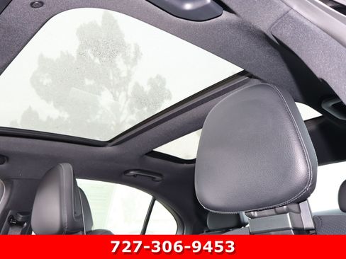 Certified 2025 Mercedes-Benz C 300 4MATIC Sedan image 5