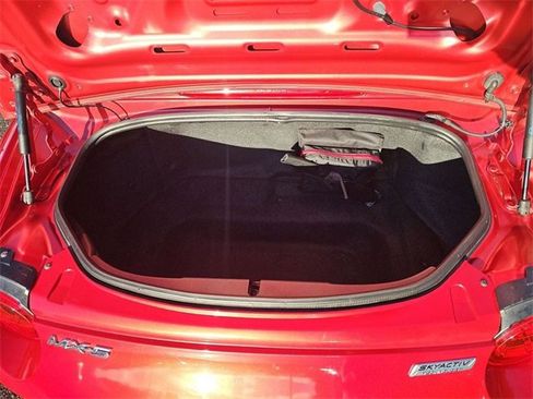 Used 2016 MAZDA MX-5 Miata Grand Touring image 10