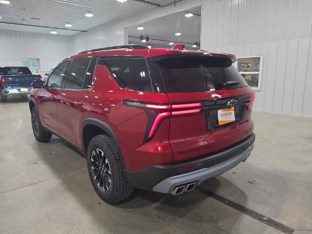 Used 2025 Chevrolet Traverse Z71 w/ Driver Confidence Package AWD/4WD image 6