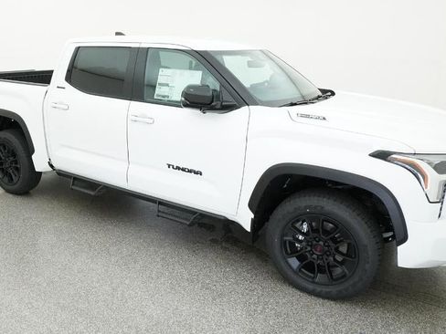 New 2026 Toyota Tundra Limited AWD/4WD image 39