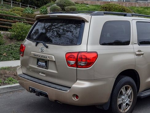 Used 2013 Toyota Sequoia SR5 image 14