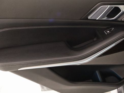 Used 2024 BMW X5 xDrive40i w/ M Sport Package image 18