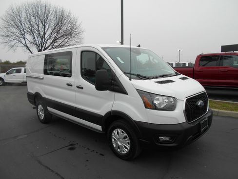 Used 2025 Ford Transit 250 Low Roof w/ Exterior Upgrade Package image 2