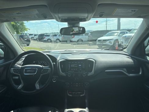 Used 2022 GMC Terrain Denali w/ Denali Premium Package AWD/4WD image 22