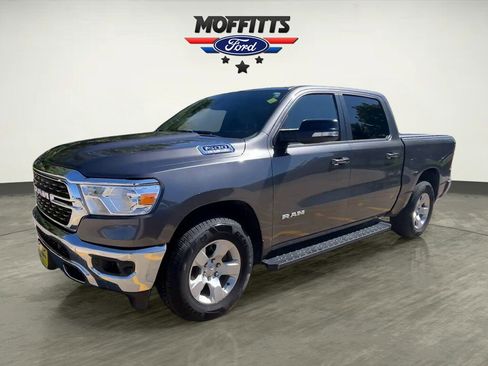 Used 2022 RAM 1500 Big Horn AWD/4WD image 1
