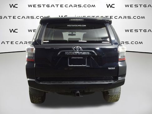 Used 2019 Toyota 4Runner SR5 Premium image 7