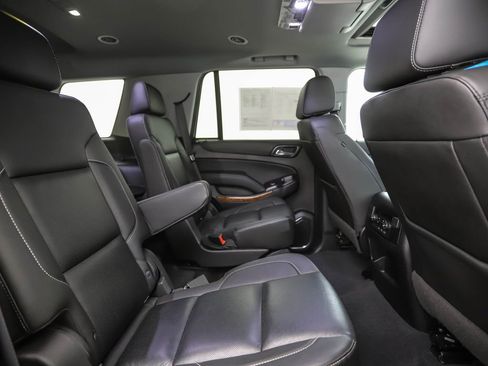 Used 2019 Chevrolet Tahoe Premier AWD/4WD image 23