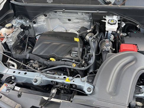 Certified 2023 Buick Encore GX Select FWD image 32