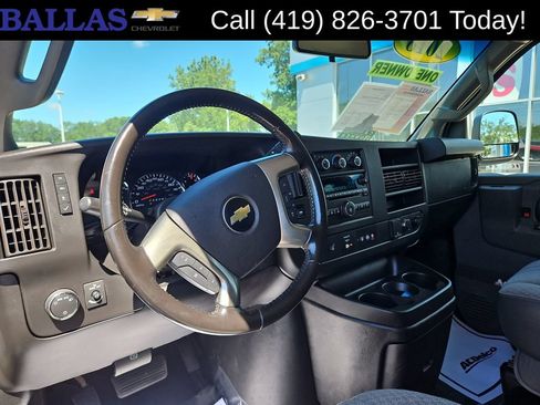 Certified 2018 Chevrolet Express 3500 LT w/ LT Preferred Equipment Group RWD image 10