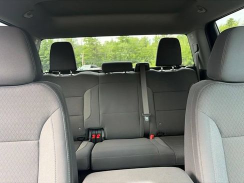 Used 2025 Chevrolet Silverado 1500 LT AWD/4WD image 40