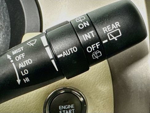 Used 2016 Lexus GX 460 w/ Premium Package AWD/4WD image 15