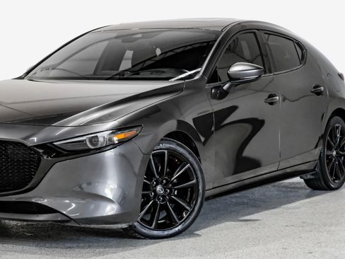 Used 2019 MAZDA MAZDA3 AWD Hatchback w/ Premium Pkg image 10