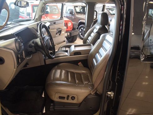 Used 2003 HUMMER H2 w/ Preferred Equipment Group AWD/4WD image 42