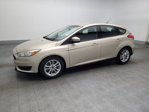 Used 2018 Ford Focus SE image 2
