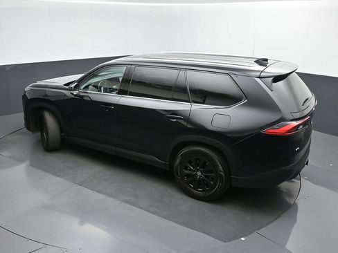 Used 2024 Toyota Grand Highlander AWD image 40