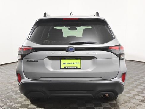 Used 2026 Subaru Forester Premium AWD/4WD image 5