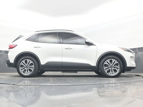 Used 2021 Ford Escape SEL AWD/4WD image 30