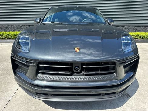 Used 2026 Porsche Macan AWD/4WD image 8