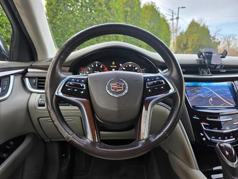 Used 2014 Cadillac XTS Platinum image 20