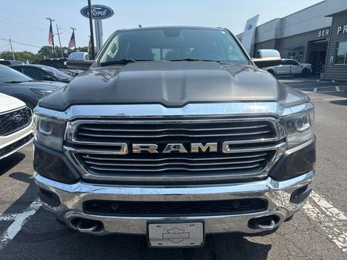 Used 2019 RAM 1500 Laramie AWD/4WD image 2