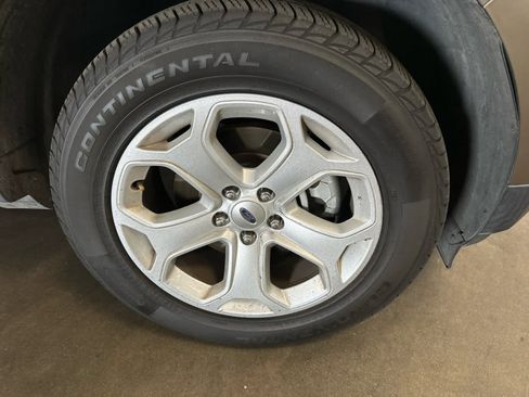 Used 2013 Ford Edge SEL image 3