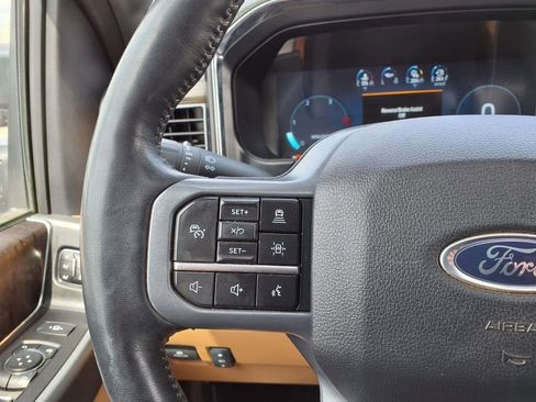 Used 2024 Ford F350 4x4 Crew Cab Super Duty image 37