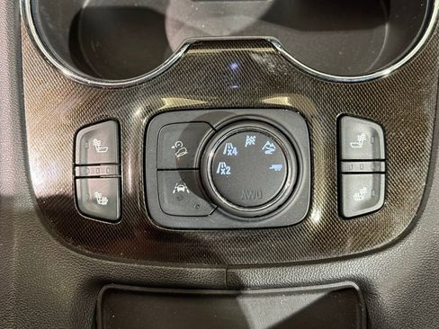 Used 2022 GMC Acadia AT4 w/ Trailering Package AWD/4WD image 31
