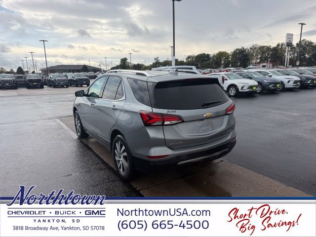 Used 2024 Chevrolet Equinox Premier AWD/4WD image 11