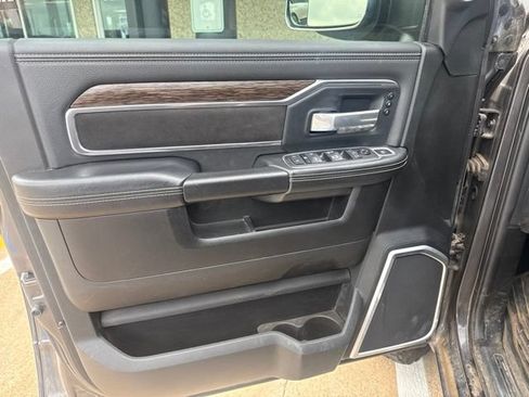 Used 2020 RAM 2500 Laramie AWD/4WD image 12
