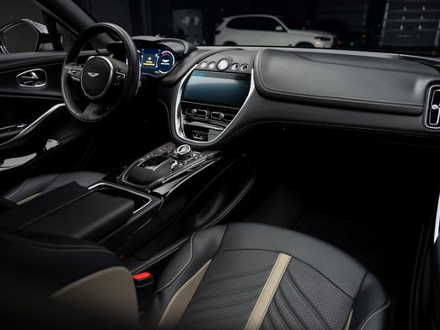 Used 2023 Aston Martin DBX 707 AWD/4WD image 58
