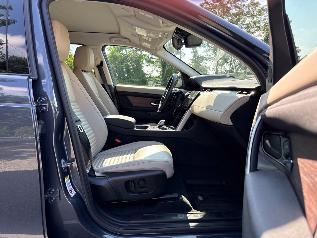 Certified 2025 Land Rover Discovery Sport S AWD/4WD image 20