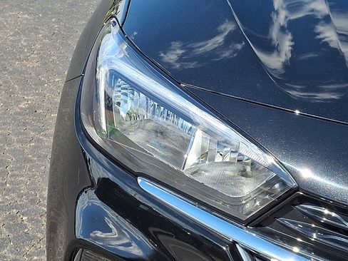 Used 2023 Buick Encore GX Preferred FWD image 9