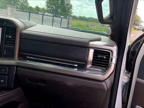 Used 2024 Ford F250 King Ranch w/ Chrome Package AWD/4WD image 13