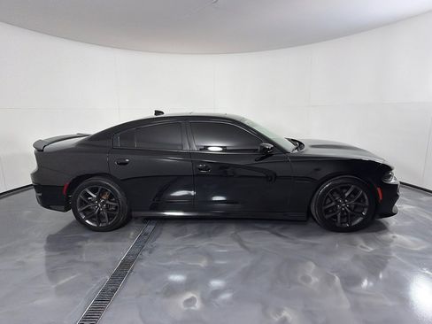 Used 2020 Dodge Charger R/T w/ Blacktop Package RWD image 4