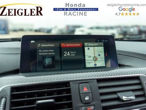 Used 2018 BMW M3 image 25