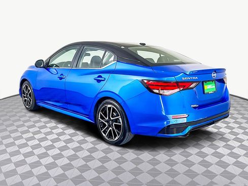 Used 2025 Nissan Sentra SR w/ SR Premium Package image 7
