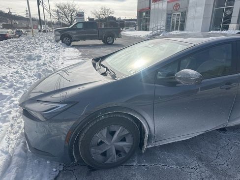 Used 2026 Toyota Prius LE image 8