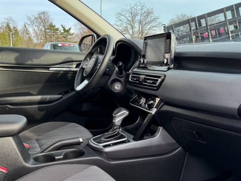 Used 2022 Kia Seltos LX image 14