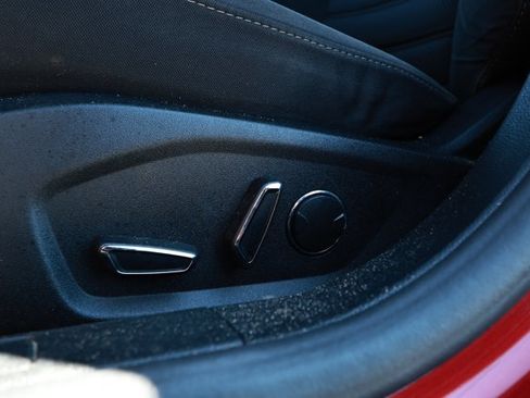 Used 2019 Ford Fusion SE FWD image 21