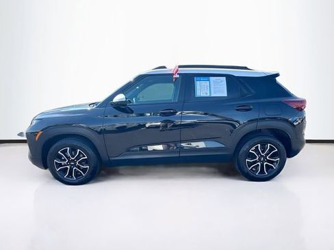 Used 2023 Chevrolet TrailBlazer ACTIV w/ Convenience Package FWD image 5