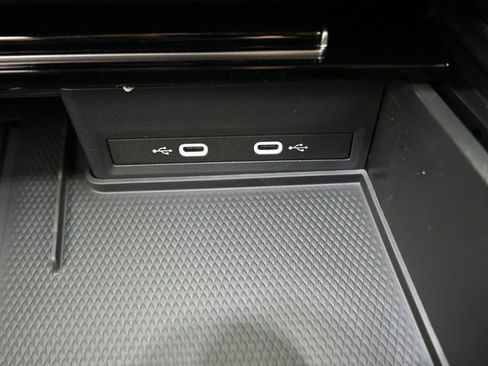 New 2026 Volkswagen Atlas SE image 9