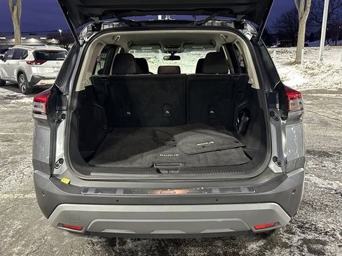 Used 2021 Nissan Rogue SV image 14