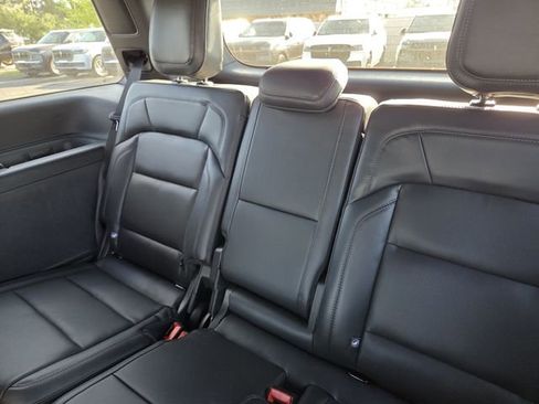 New 2026 Lincoln Navigator Reserve w/ Jet Appearance Package AWD/4WD image 17